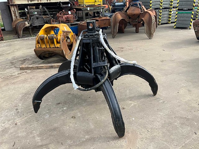Verachtert 400 liter poliepgrijper - afbeelding 2 van  4