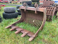 Verachtert graafbak, “cw30” - afbeelding 1 van  5