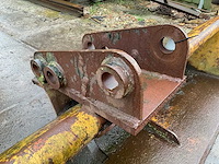 Verachtert graafbak - afbeelding 5 van  5