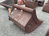 Verachtert graafbak - afbeelding 4 van  4