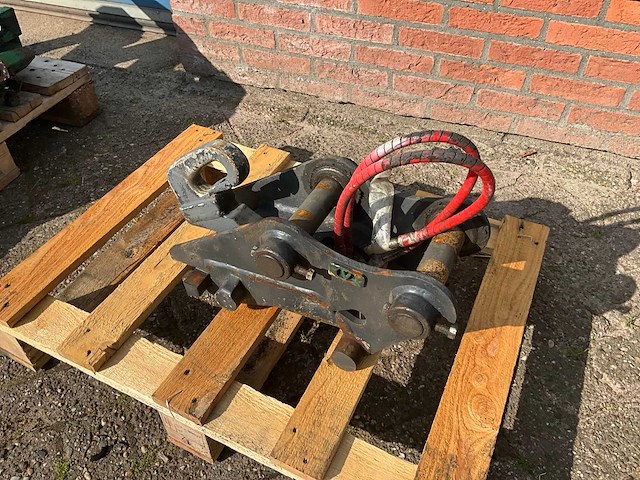 Verachtert hydraulische snelwissel cw5 - afbeelding 1 van  5