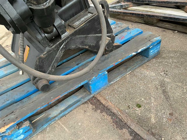 Verachtert kanteljuk - afbeelding 8 van  9