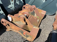 Verachtert snelwissel shovel cat 928 - afbeelding 1 van  4