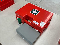 Verbanddoos en bloeddrukmeter - afbeelding 1 van  5