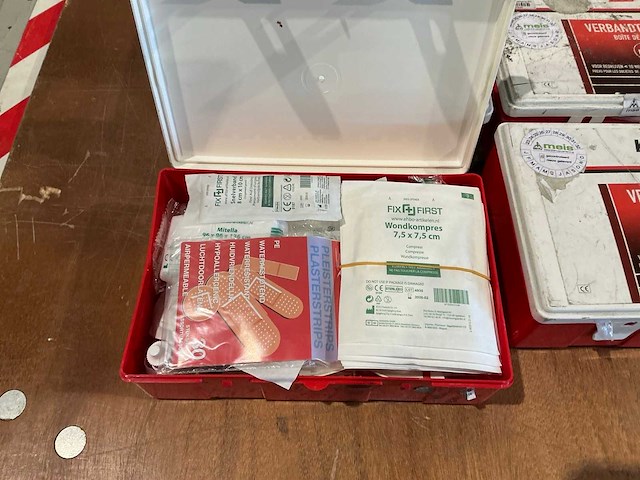 Verbanddoos gevuld (7x) - afbeelding 2 van  8