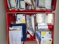 Verbanddoos met inhoud - afbeelding 4 van  4