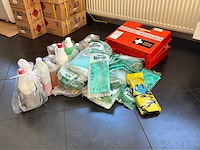 Verbandtrommel en divers - afbeelding 1 van  4