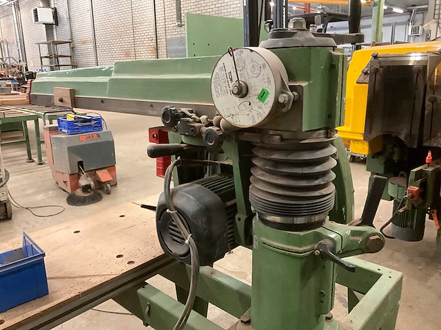 Verboom radiaalafkortzaagmachine - afbeelding 6 van  7