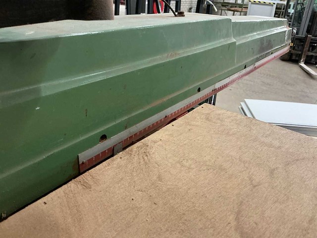 Verboom radiaalafkortzaagmachine - afbeelding 1 van  4