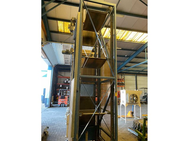 Verbruggen elevator - afbeelding 2 van  4