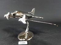Verchroomd vliegtuig op dito standaard - afbeelding 1 van  5