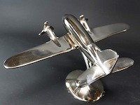 Verchroomd vliegtuig op dito standaard - afbeelding 2 van  5
