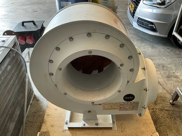 Verco/lutaikang/hbm ventilator (3x) - afbeelding 11 van  13