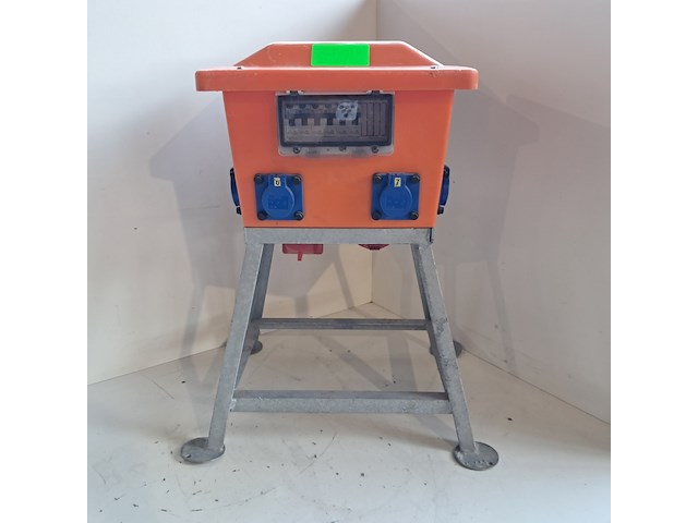 Verdeelkast 32a (32-2/400v, 16-6/230v ) jäger direkt, rondo 32a ra, bouwjaar 2019 - afbeelding 10 van  16