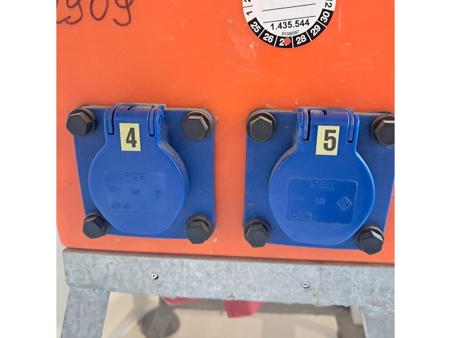 Verdeelkast 32a (32-2/400v, 16-6/230v ) jäger direkt, rondo 32a ra, bouwjaar 2019 - afbeelding 14 van  16