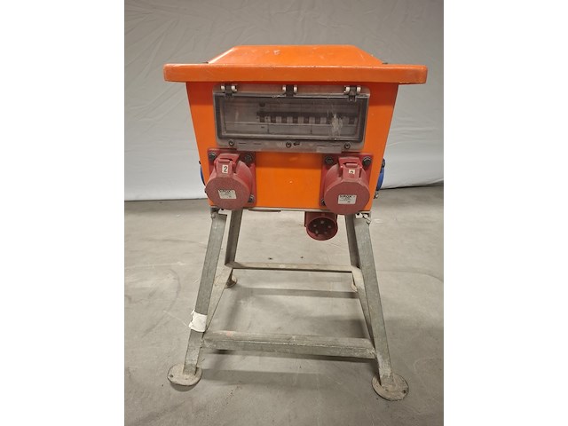 Verdeelkast 32a pa, (16-6/230v, 32-2/400v) jäger direkt, rondo 32a pa, bouwjaar 2014 - afbeelding 3 van  5