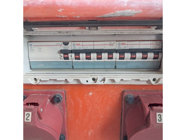Verdeelkast 32a pa, (16-6/230v, 32-2/400v) jäger direkt, rondo 32a pa, bouwjaar 2016 - afbeelding 6 van  14