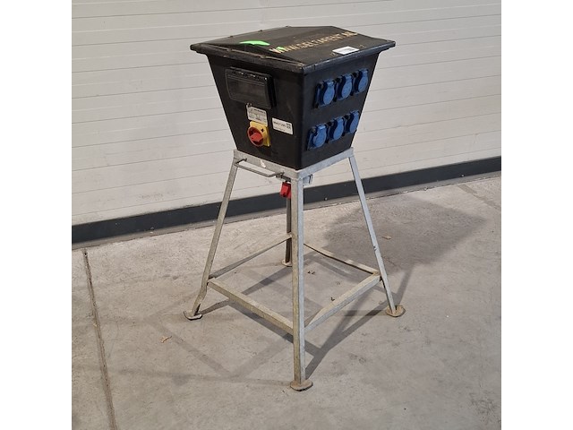 Verdeelkast 63a 400v, 2012, (32-3/400v, 16-6/230v) doorlusbaar - afbeelding 1 van  10