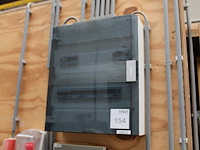 Verdeelkast hager met 3 fase hoofdschakelaar en diverse groepen. - afbeelding 1 van  3