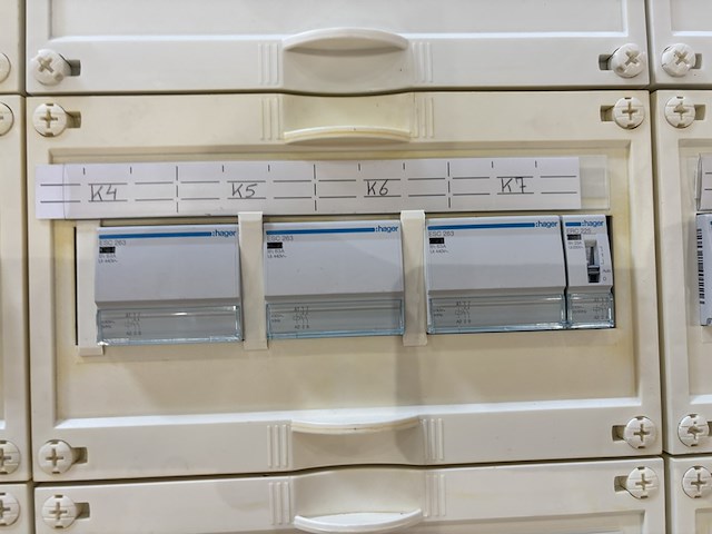 Verdeelkast, hager, univers 630a kast, 2007 - afbeelding 6 van  22