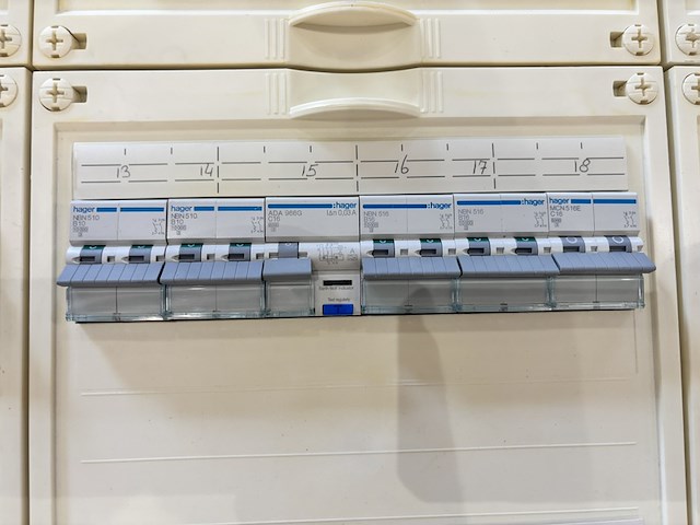Verdeelkast, hager, univers 630a kast, 2007 - afbeelding 7 van  22