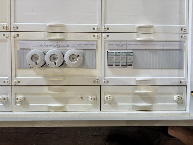 Verdeelkast, hager, univers 630a kast, 2007 - afbeelding 20 van  22