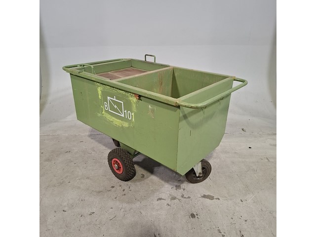 Verdeelwagen - afbeelding 1 van  9