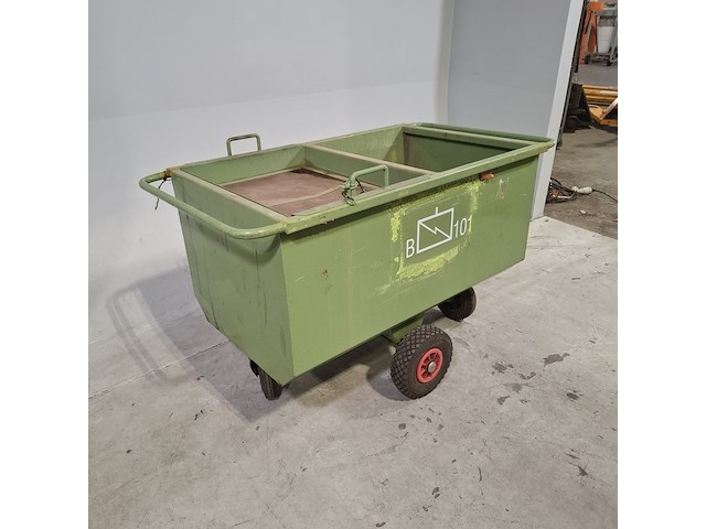 Verdeelwagen - afbeelding 2 van  9