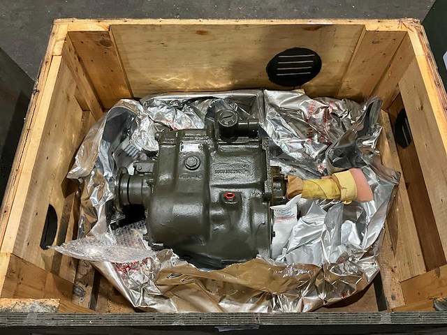 Verdringerpomp versnellingsbak - afbeelding 1 van  4