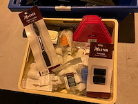 Verfaccesoires in plastic krat (2x) - afbeelding 2 van  4