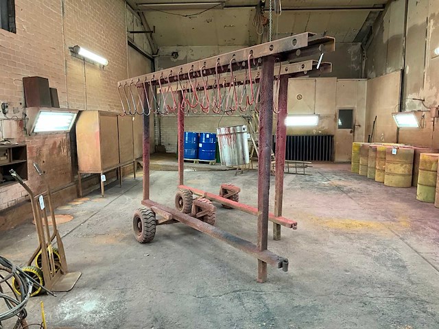 Verfcabine spuitwagen (2x) - afbeelding 2 van  7