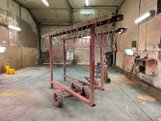 Verfcabine spuitwagen (2x) - afbeelding 3 van  7