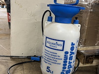 Verfspuit met epdm contactlijm - afbeelding 4 van  5