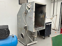 Verfspuitcabine - afbeelding 2 van  9
