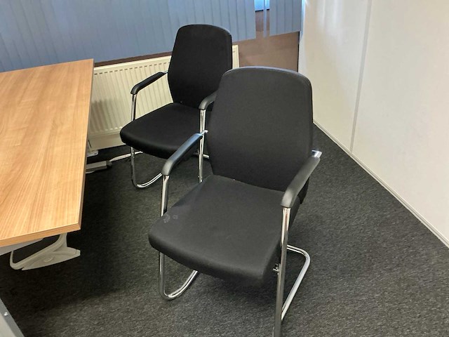 Vergader / kantoorruimte (2x) - afbeelding 22 van  46