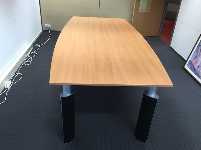 Vergader tafel - afbeelding 3 van  3