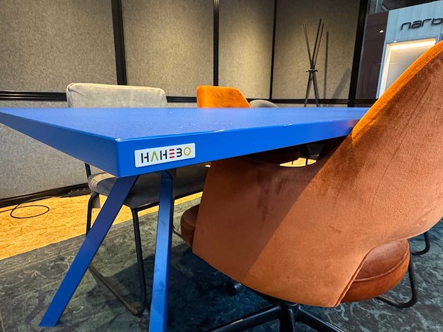 Vergaderopstelling - vergadertafel huislijn 240x100cm + 6 vergaderstoelen - afbeelding 3 van  8