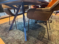 Vergaderopstelling - vergadertafel huislijn 240x100cm + 6 vergaderstoelen - afbeelding 6 van  8
