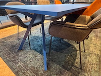 Vergaderopstelling - vergadertafel huislijn 240x100cm + 6 vergaderstoelen - afbeelding 7 van  8