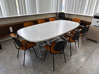 Vergaderset met 8 stoelen - afbeelding 1 van  4
