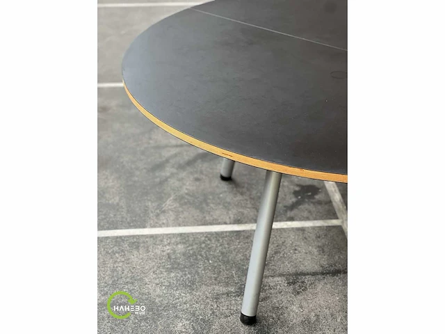 Vergadertafel ø170x74cm (2x) - afbeelding 2 van  3