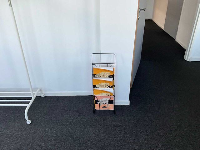 Vergadertafel en divers - afbeelding 8 van  8