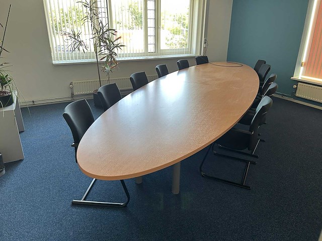 Vergadertafel incl. stoelen - afbeelding 1 van  9