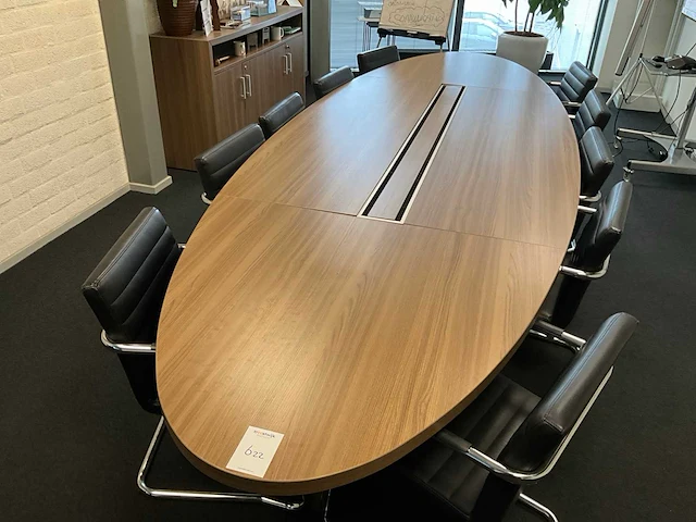 Vergadertafel met 10 stoelen - afbeelding 3 van  6