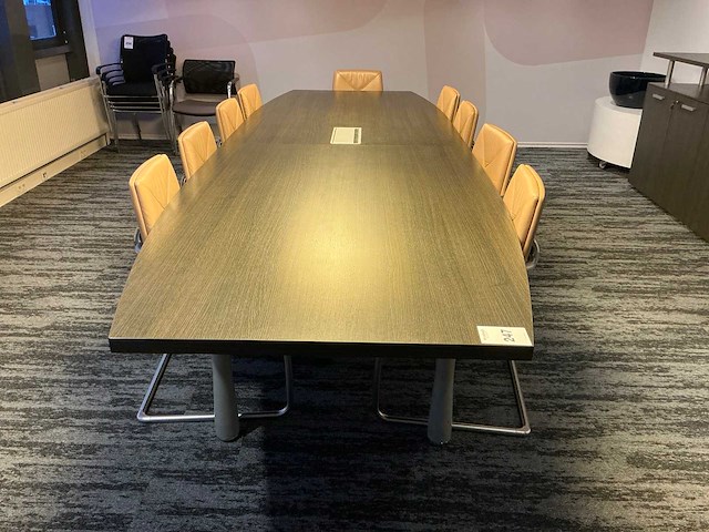 Vergadertafel met 10 vergaderstoelen - afbeelding 3 van  5