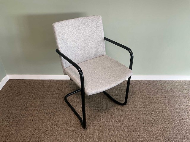 Vergadertafel met 12 vergaderstoelen - afbeelding 4 van  9