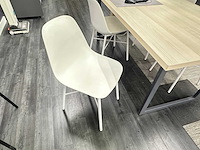 Vergadertafel met 4 crassevig stoelen - afbeelding 4 van  4