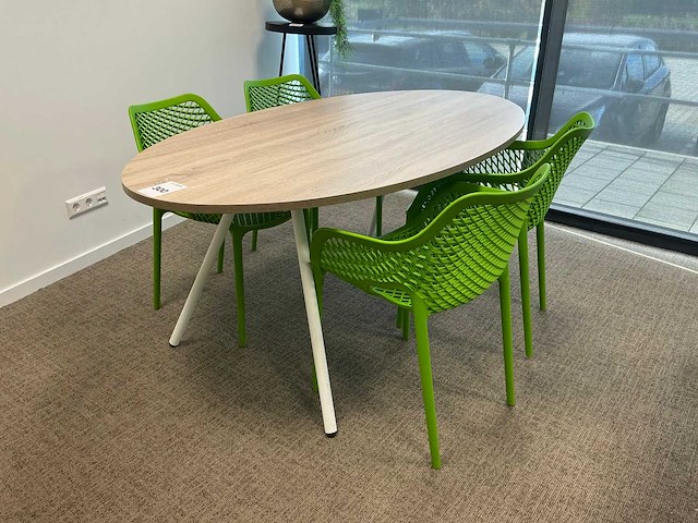 Vergadertafel met 4 vergaderstoelen - afbeelding 1 van  6