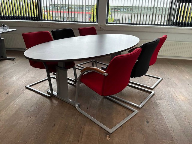 Vergadertafel met 6 stoelen - afbeelding 1 van  4