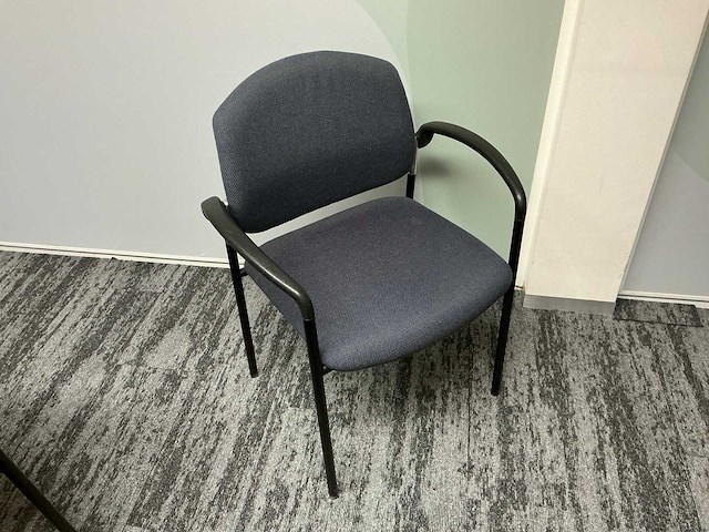 Vergadertafel met 6 vergaderstoelen - afbeelding 4 van  5